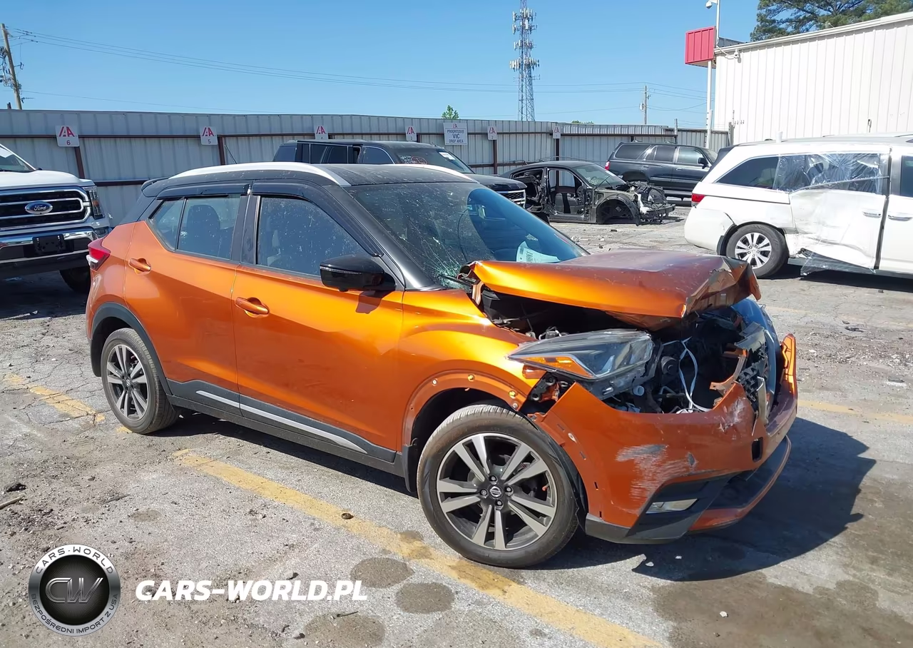 2019 Nissan Kicks Sr
