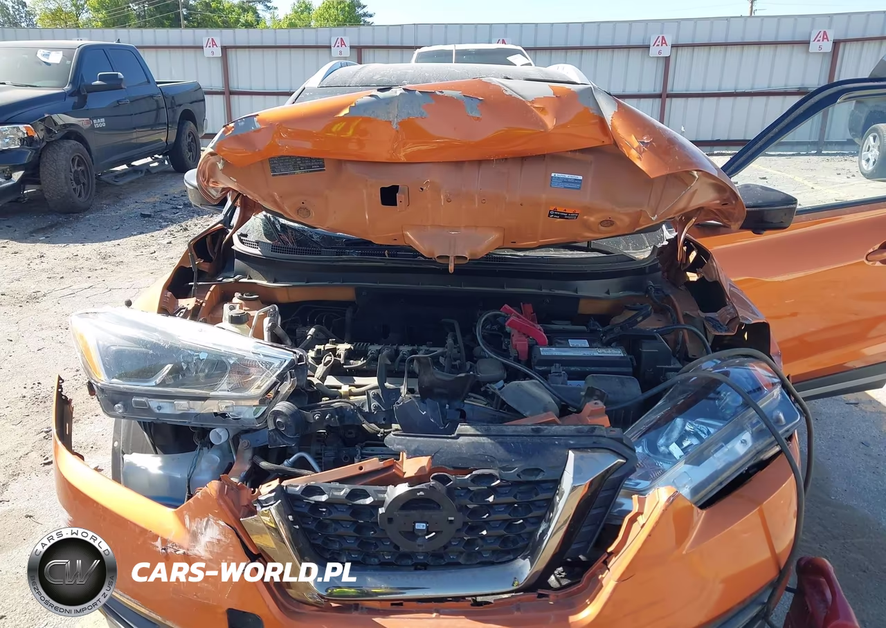 2019 Nissan Kicks Sr VIN:3N1CP5CU9KL546602 - 10
