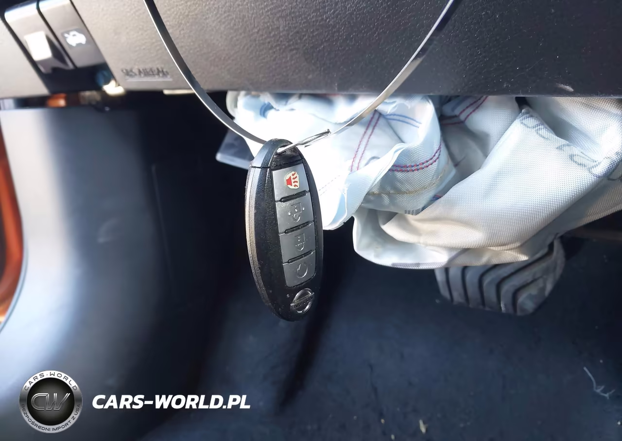 2019 Nissan Kicks Sr VIN:3N1CP5CU9KL546602 - 11