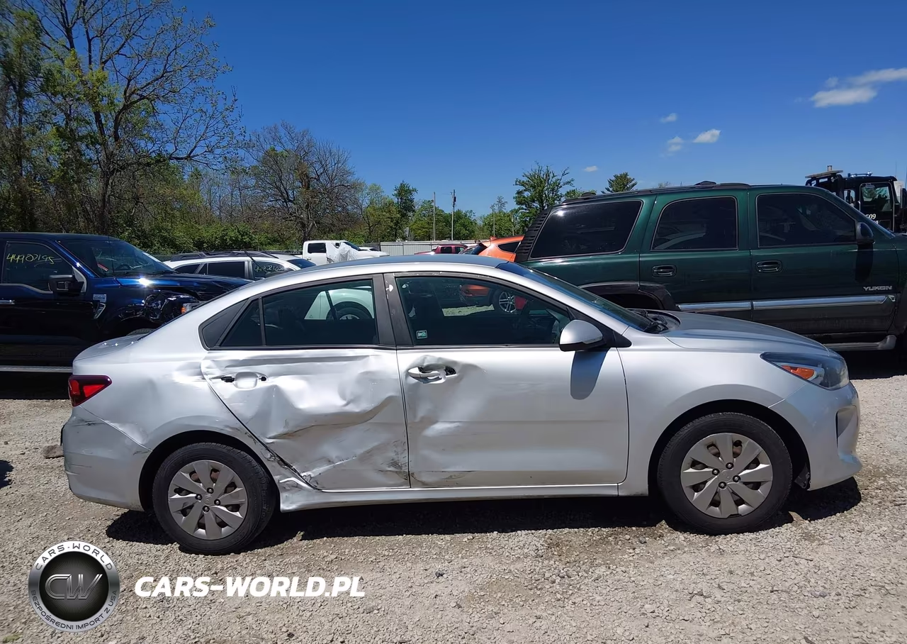 2018 Kia Rio S VIN:3KPA24AB4JE076979 - 14