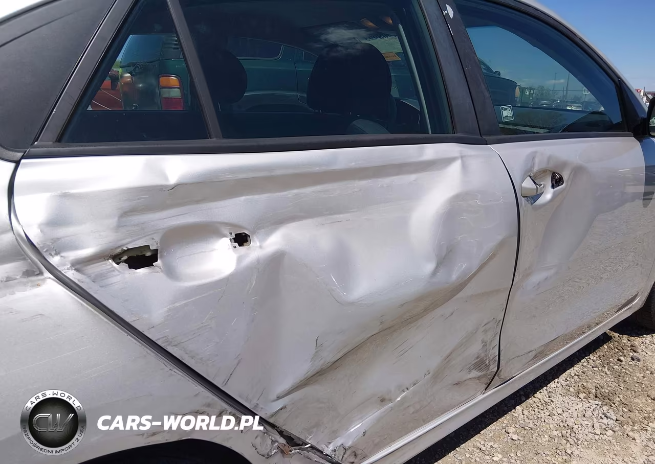 2018 Kia Rio S VIN:3KPA24AB4JE076979 - 18