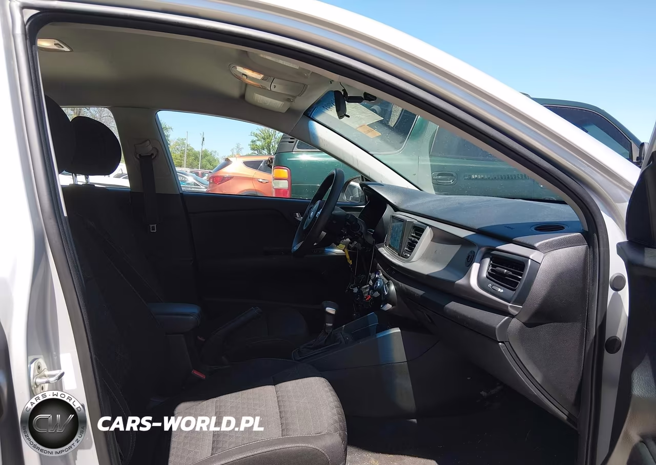 2018 Kia Rio S VIN:3KPA24AB4JE076979 - 5