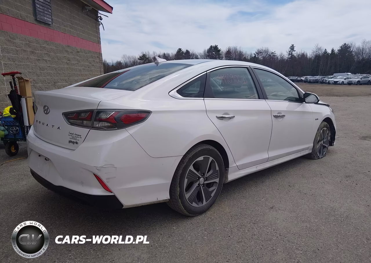 2019 Hyundai Sonata Plug-In Hybrid VIN:KMHE14L21KA092784 - 4