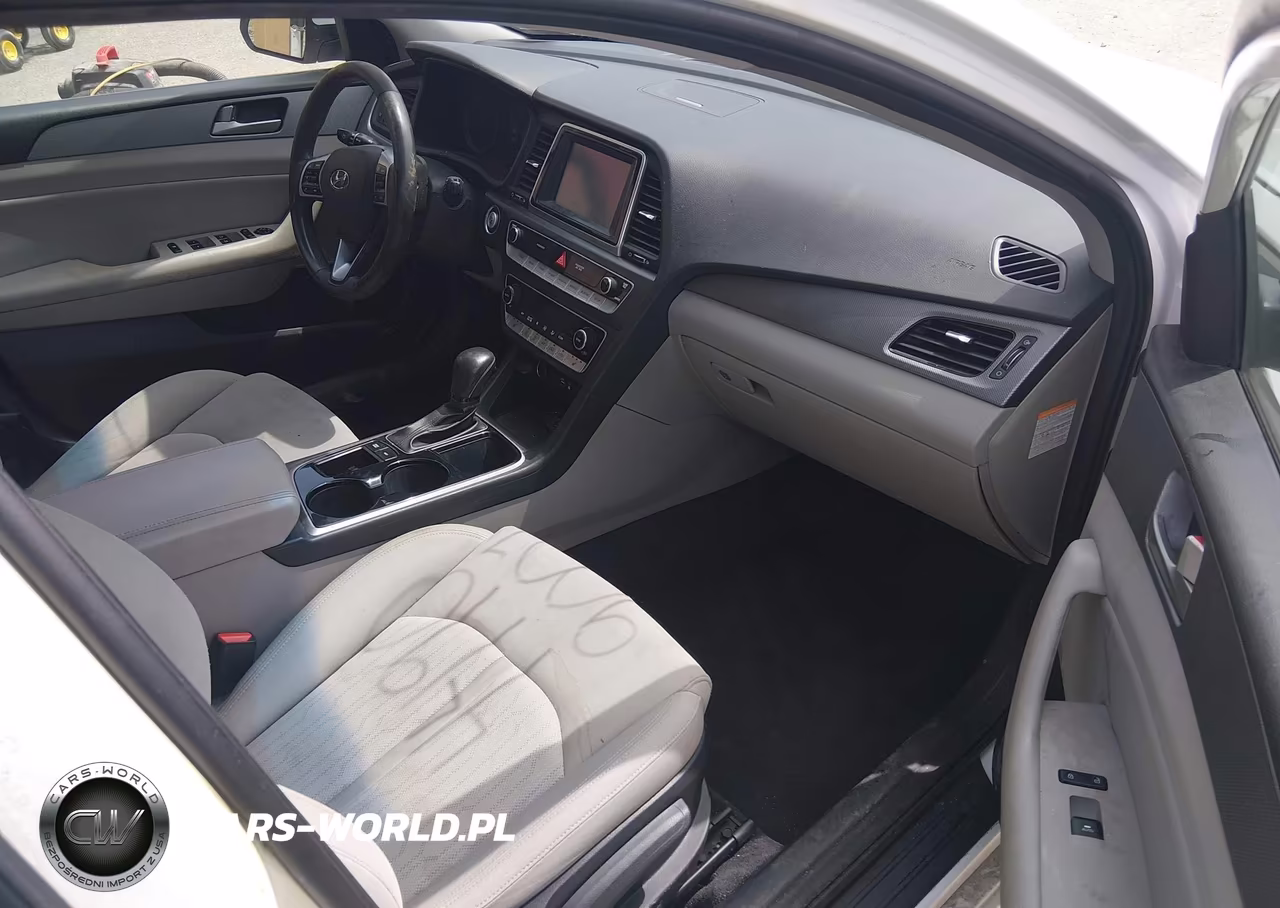 2019 Hyundai Sonata Plug-In Hybrid VIN:KMHE14L21KA092784 - 5