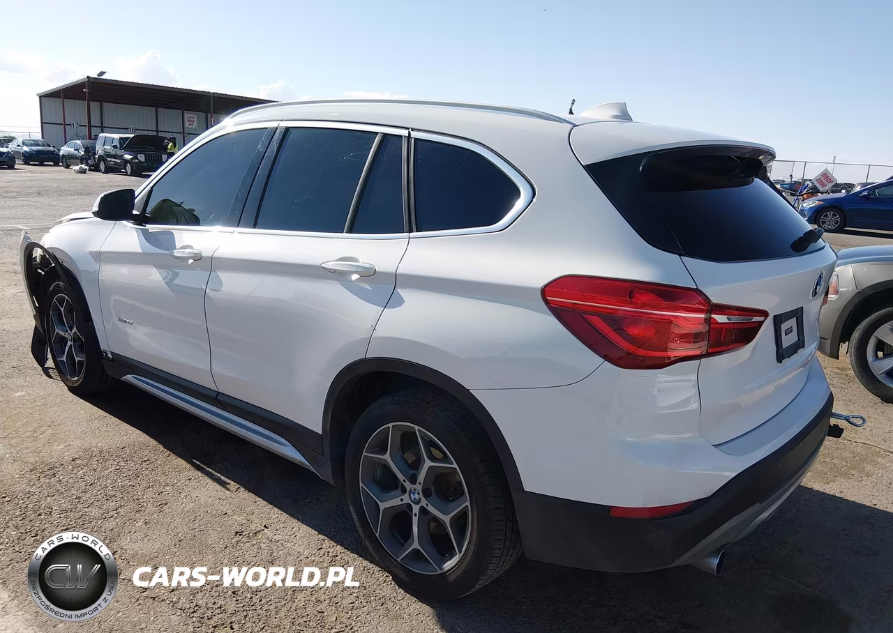 2017 BMW X1 xDrive28I VIN:WBXHT3C38H5F74626 - 3
