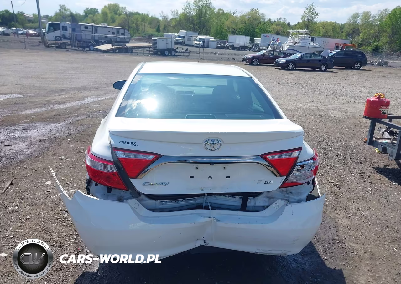 2017 Toyota Camry Se VIN:4T1BF1FK8HU369078 - 16