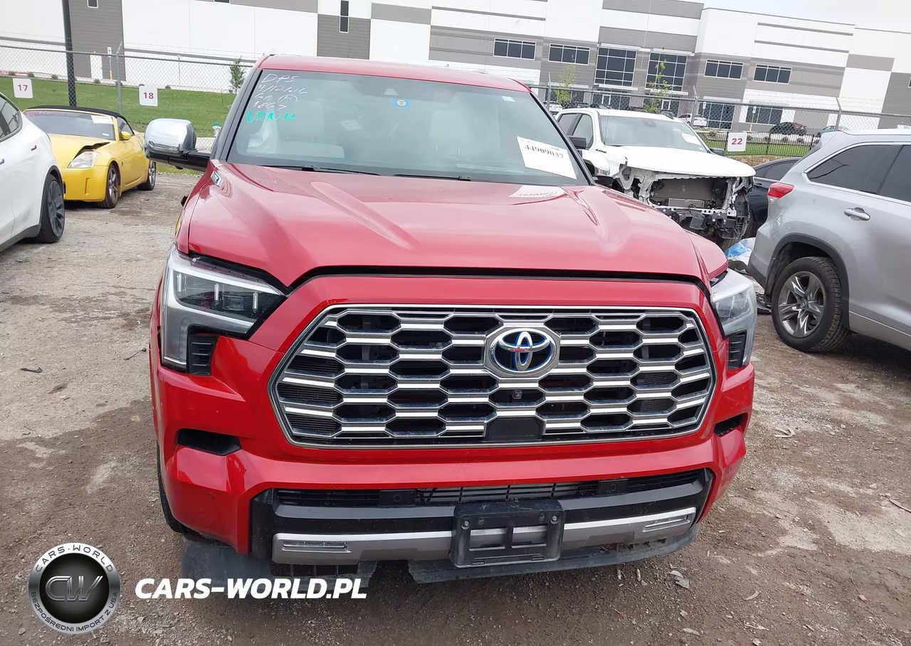 2024 Toyota Sequoia Capstone VIN:7SVAAABA3RX021867 - 12