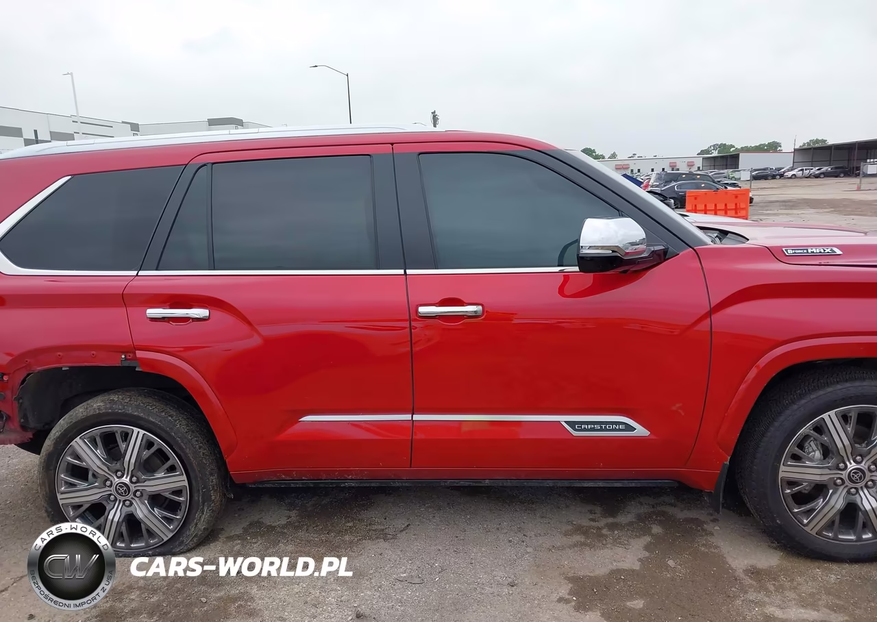 2024 Toyota Sequoia Capstone VIN:7SVAAABA3RX021867 - 13
