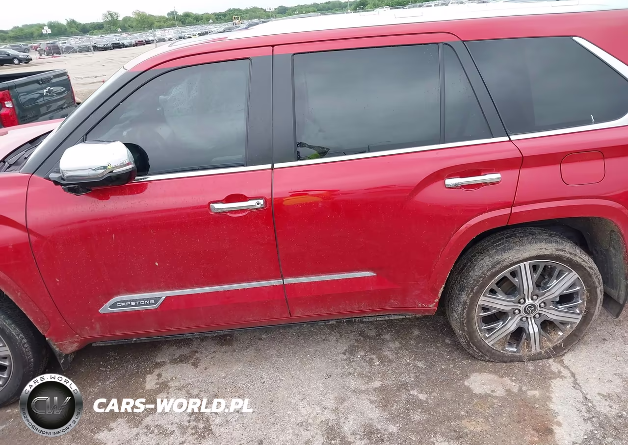 2024 Toyota Sequoia Capstone VIN:7SVAAABA3RX021867 - 14