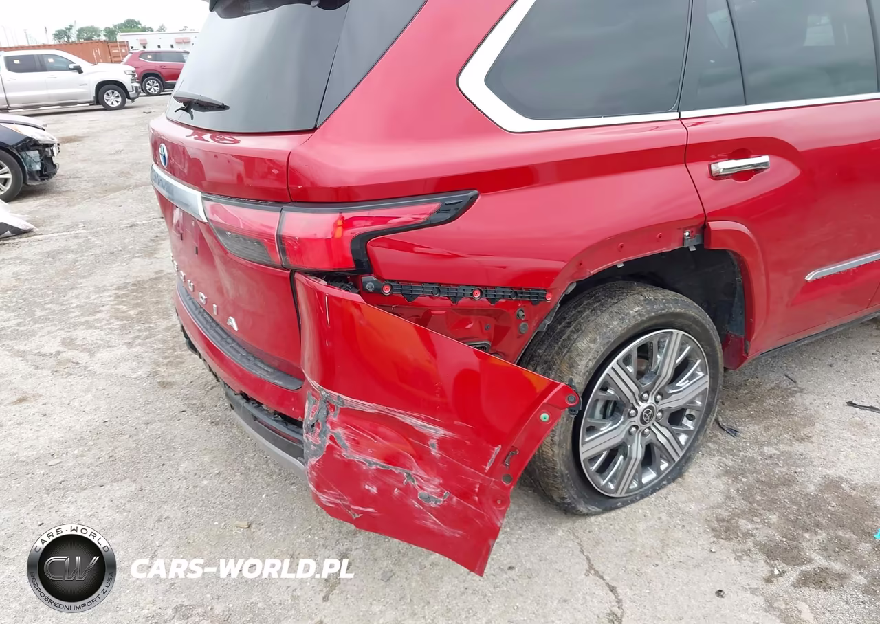 2024 Toyota Sequoia Capstone VIN:7SVAAABA3RX021867 - 6