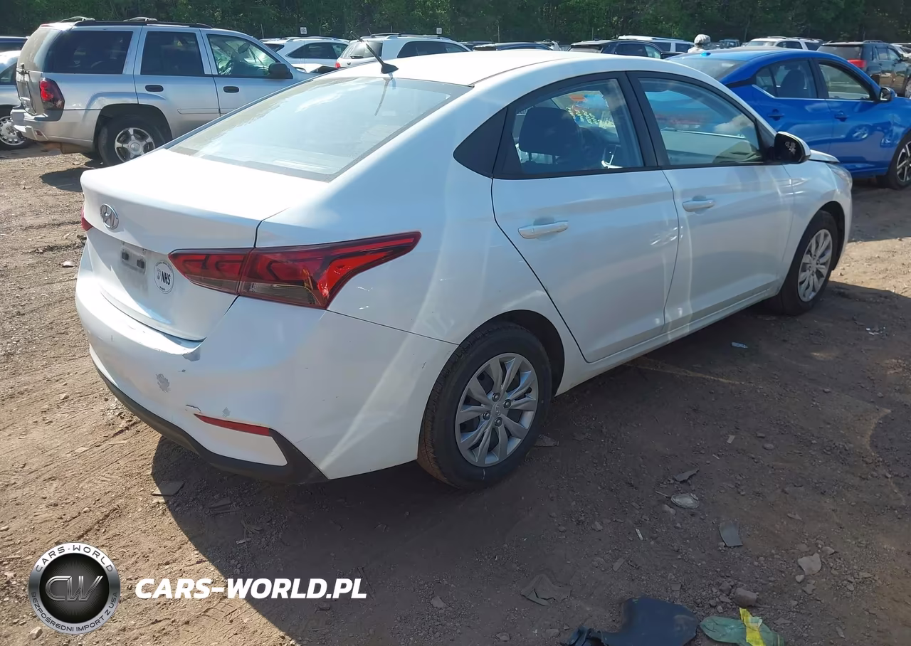 2020 Hyundai Accent Se VIN:3KPC24A69LE113832 - 4