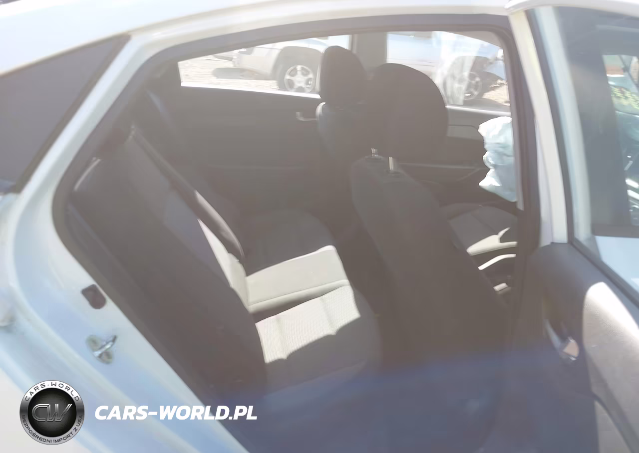 2020 Hyundai Accent Se VIN:3KPC24A69LE113832 - 8