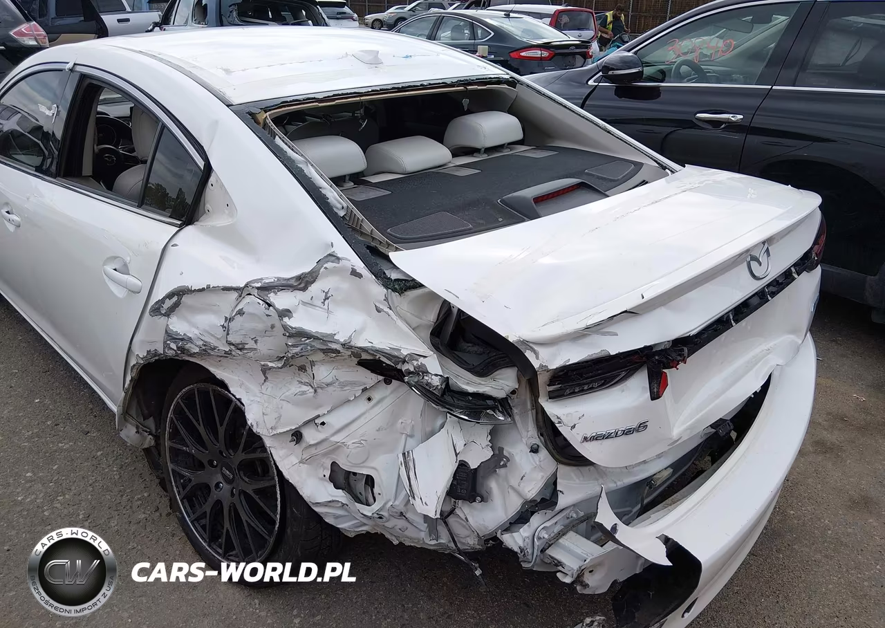 2018 Mazda Mazda6 Grand Touring Reserve VIN:JM1GL1WY4J1307160 - 18