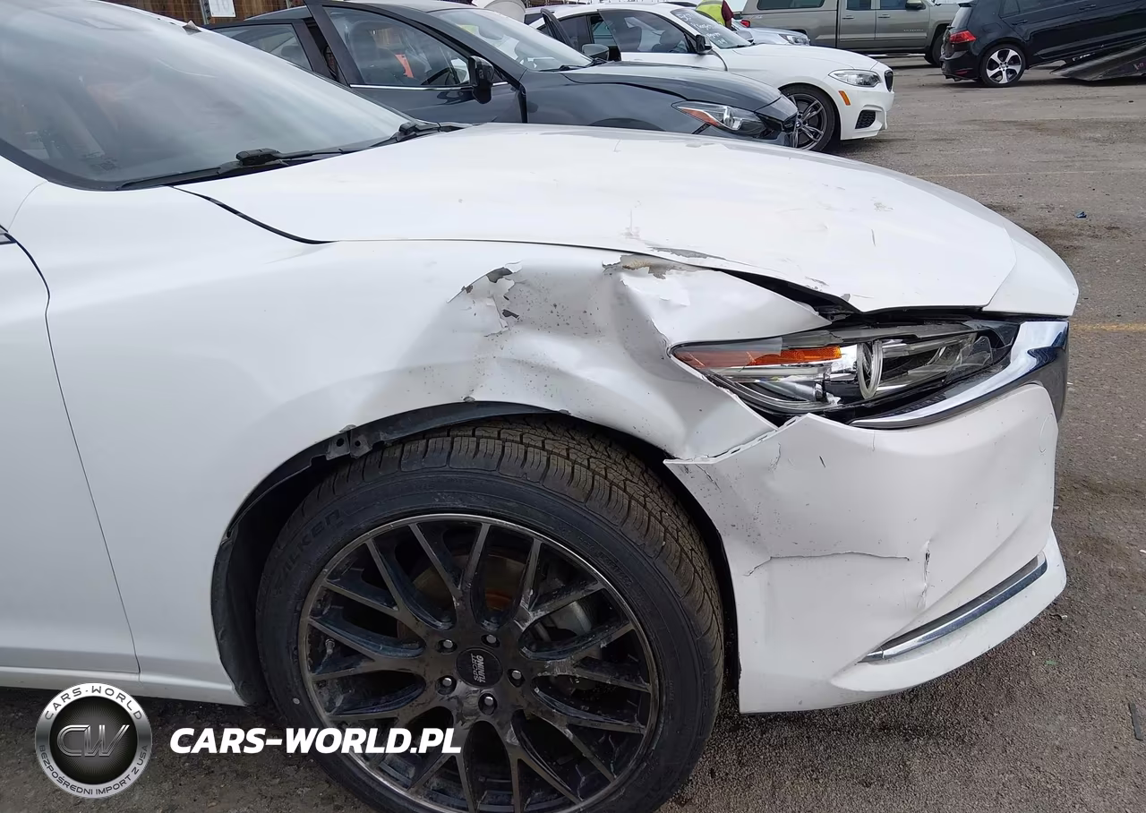 2018 Mazda Mazda6 Grand Touring Reserve VIN:JM1GL1WY4J1307160 - 6