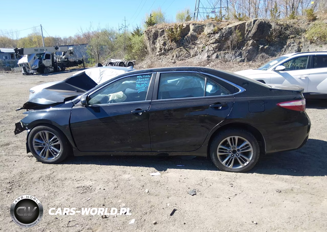 2017 Toyota Camry Se VIN:4T1BF1FK6HU749360 - 15