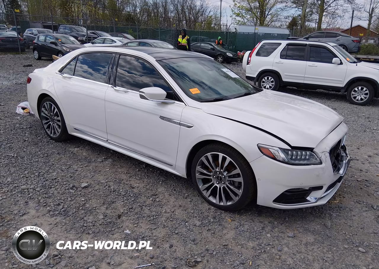 2017 Lincoln Continental Reserve – zdjęcie 1 z 16