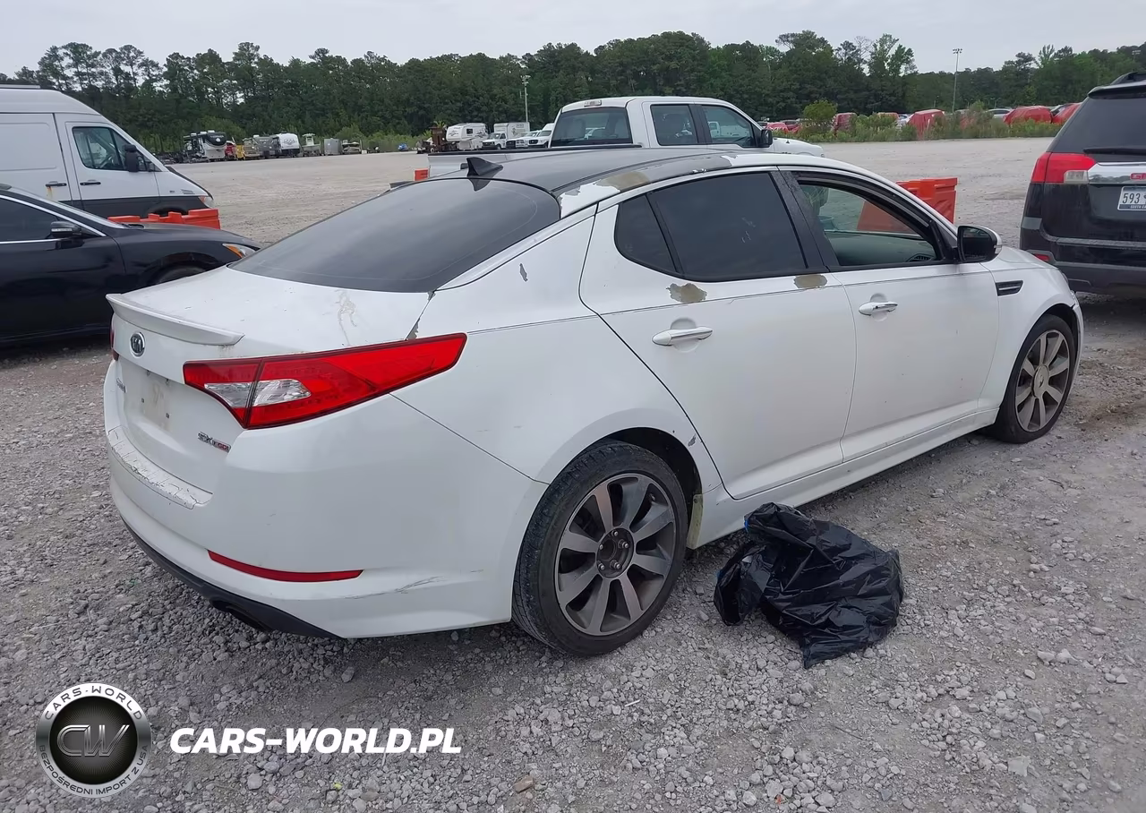 2012 Kia Optima Sx VIN:5XXGR4A60CG012540 - 4