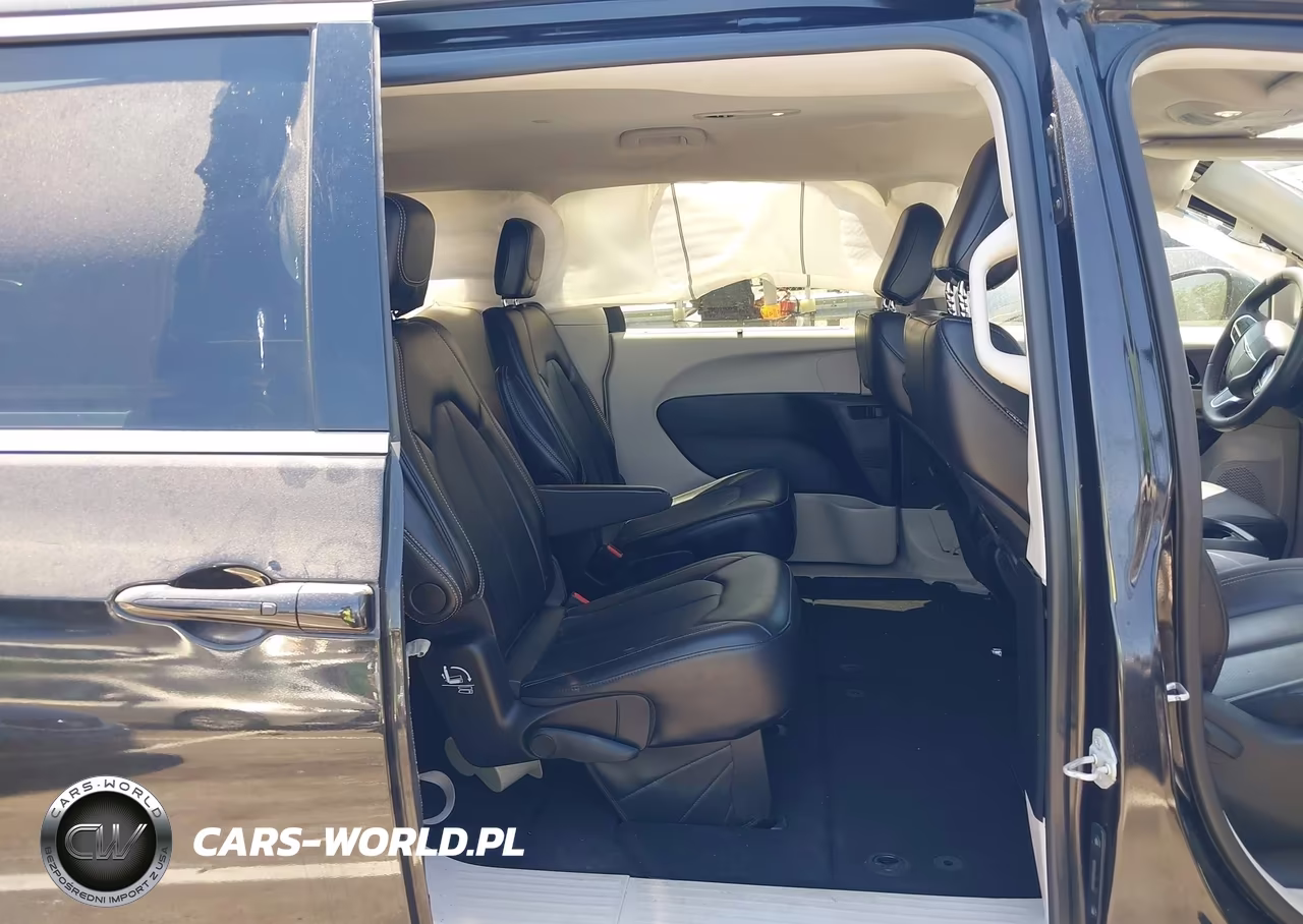 2022 Chrysler Pacifica Touring L VIN:2C4RC1BG4NR125711 - 8