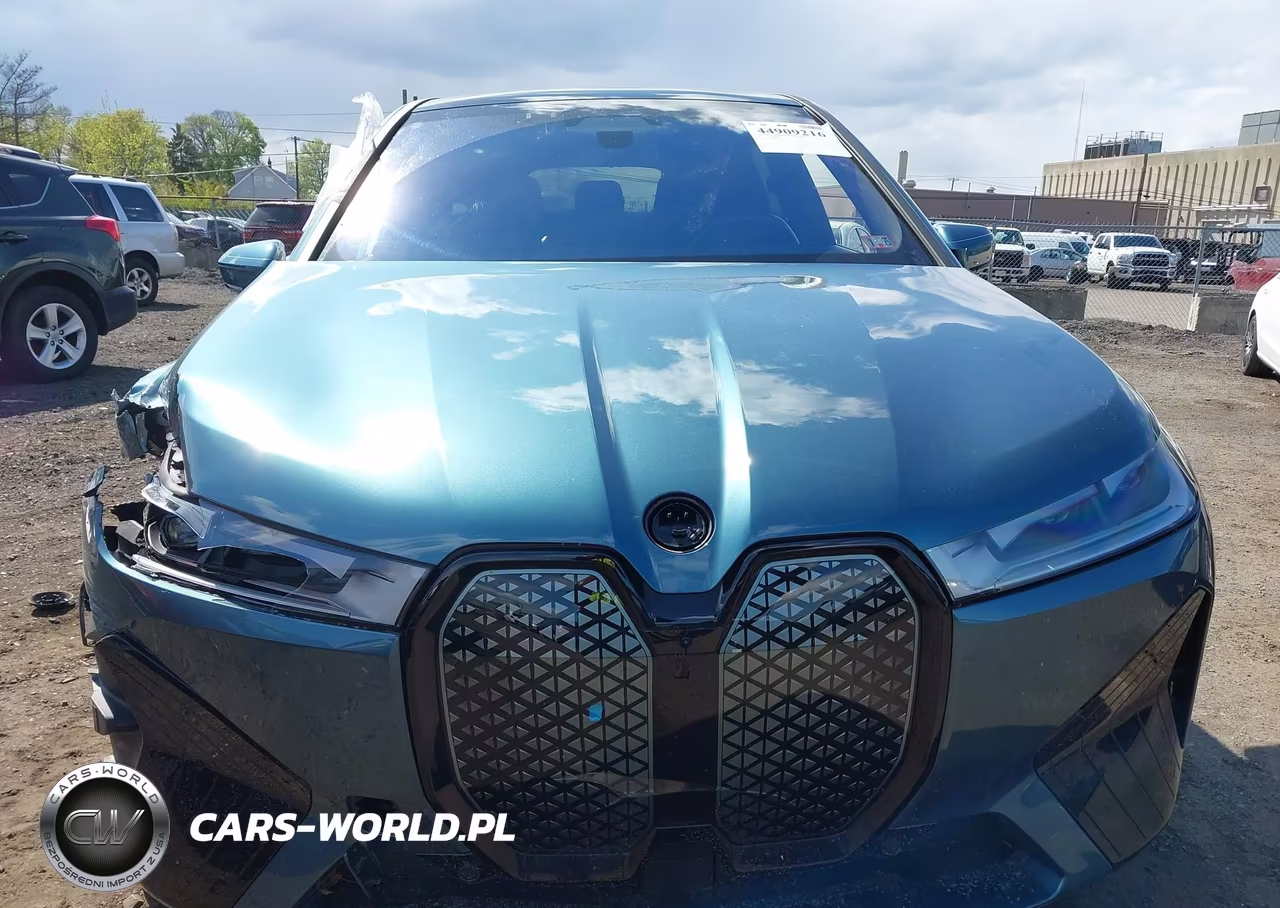 2025 BMW Ix xDrive50 VIN:WB523CF04SCS98428 - 13