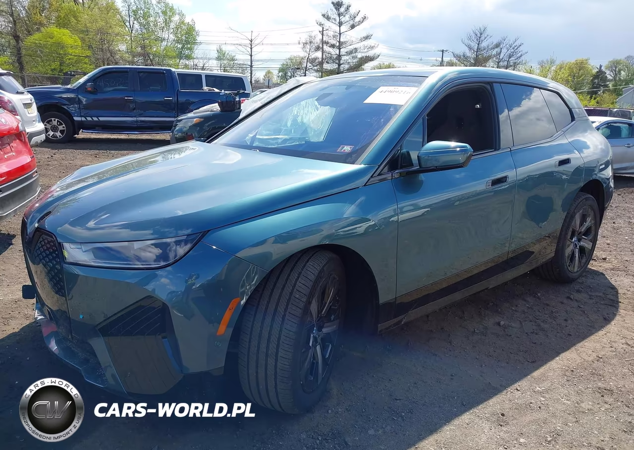 2025 BMW Ix xDrive50 VIN:WB523CF04SCS98428 - 2