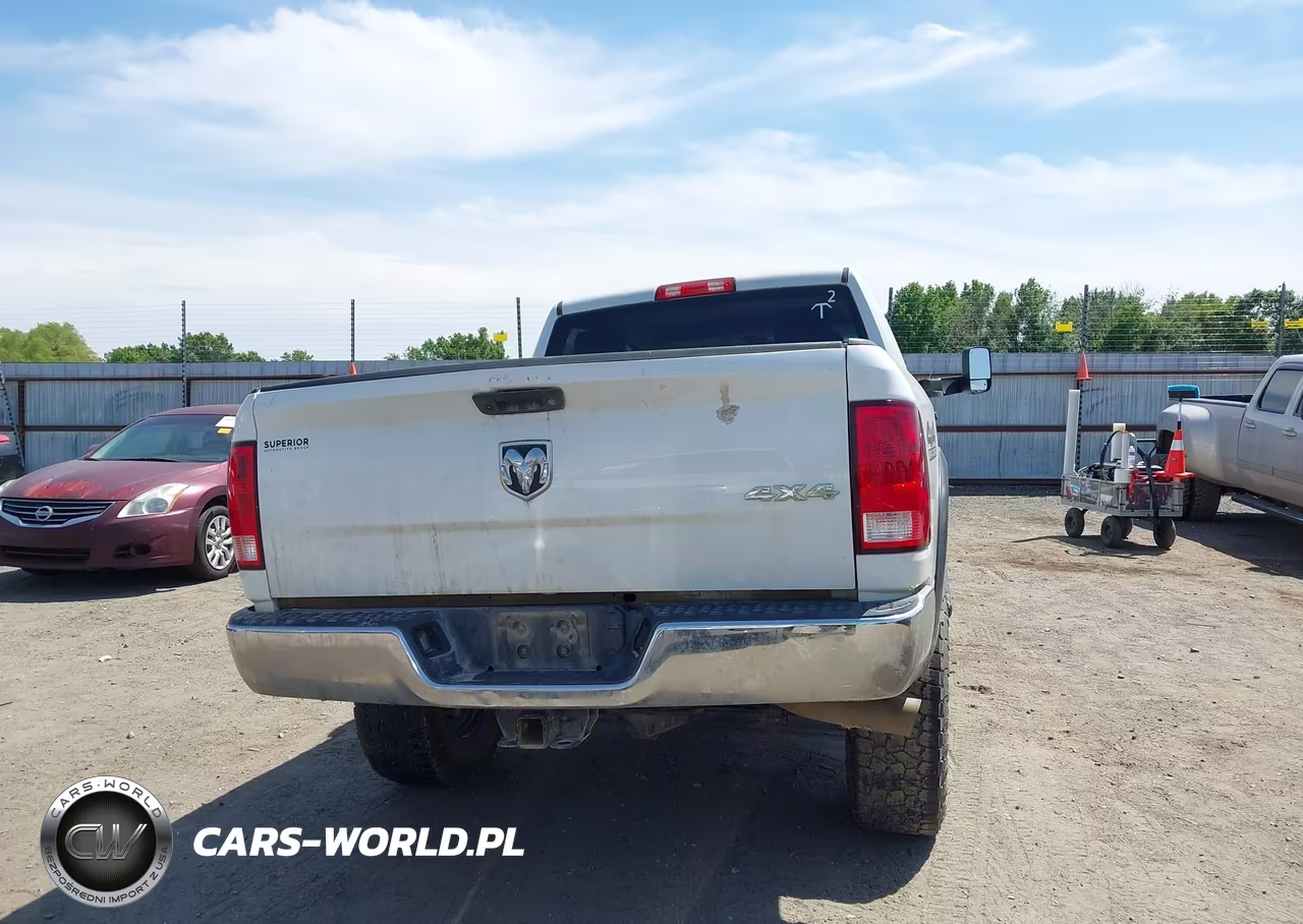 2018 Ram 2500 Tradesman 4X4 6'4 Box VIN:3C6UR5CL3JG359695 - 16