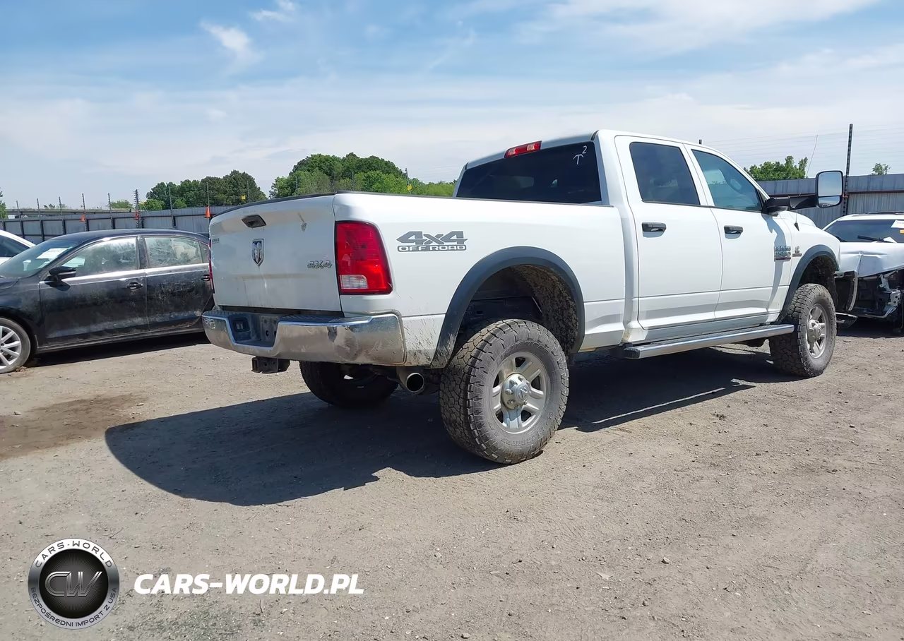 2018 Ram 2500 Tradesman 4X4 6'4 Box VIN:3C6UR5CL3JG359695 - 4