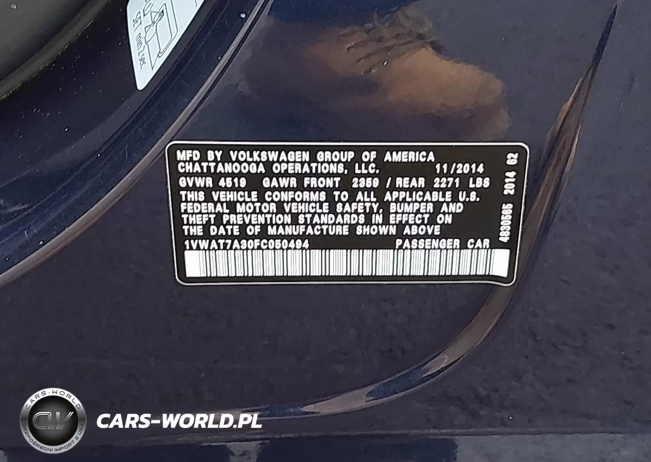 2015 Volkswagen Passat 1.8T Wolfsburg Edition VIN:1VWAT7A30FC050494 - 9