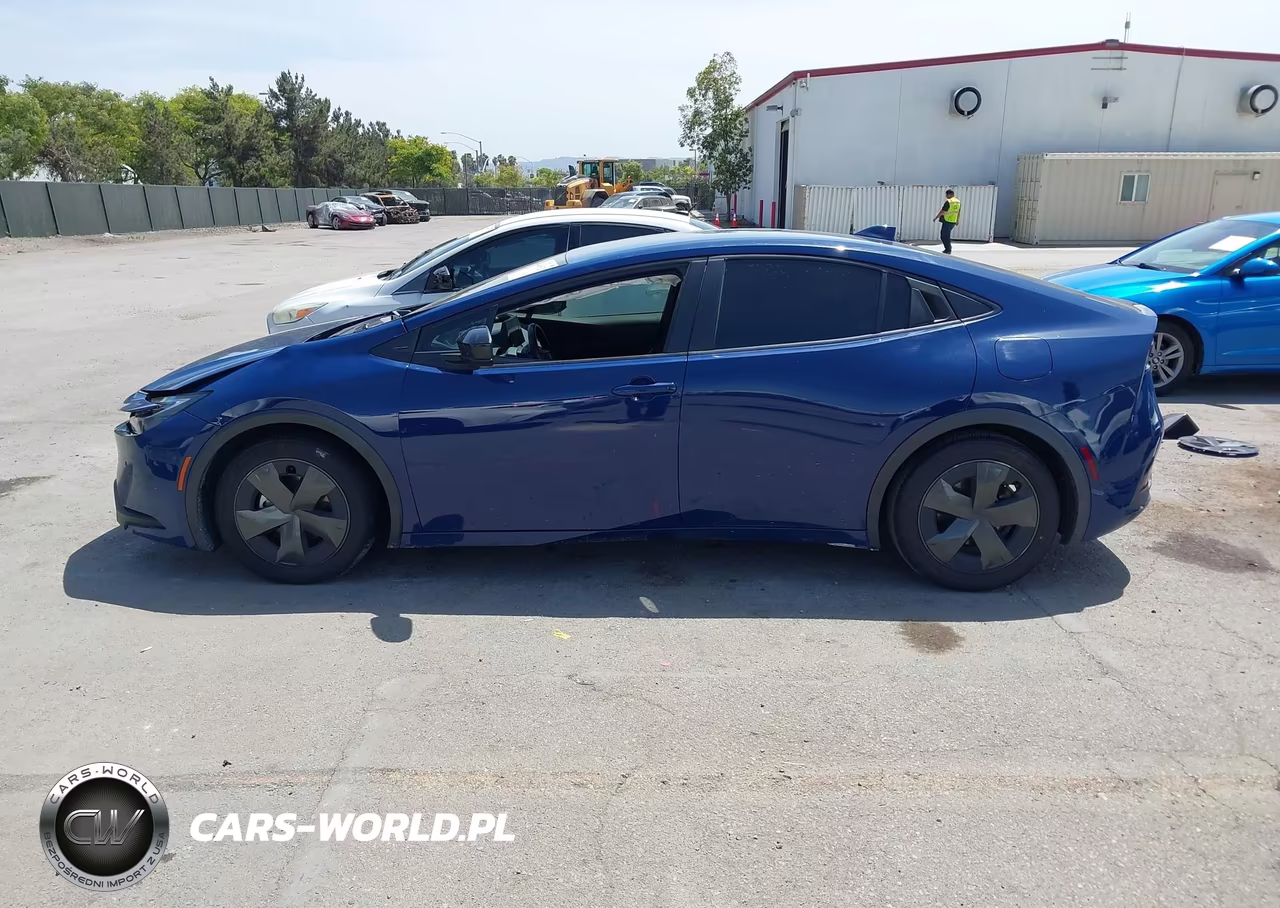 2023 Toyota Prius Le VIN:JTDACAAU2P3000593 - 15