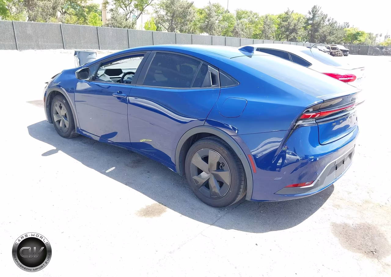 2023 Toyota Prius Le VIN:JTDACAAU2P3000593 - 3
