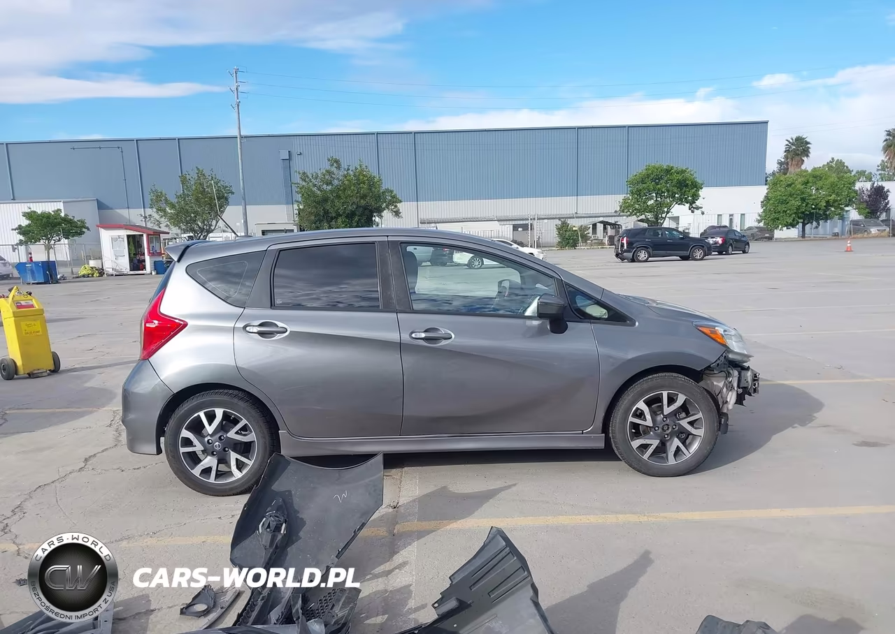 2016 Nissan Versa Note Sr VIN:3N1CE2CP2GL405747 - 14