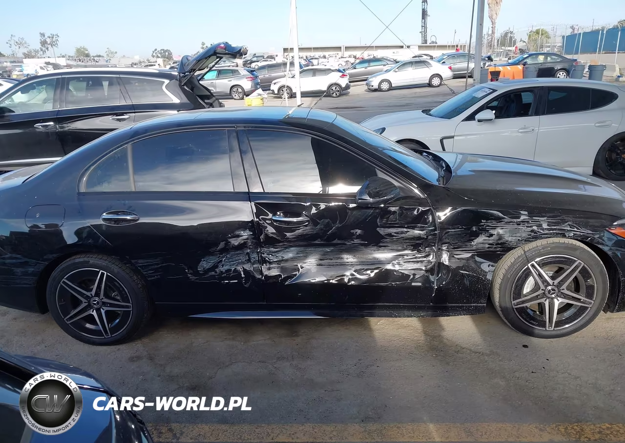 2025 Mercedes-Benz C 300 VIN:W1KAF4GB0SR275633 - 13