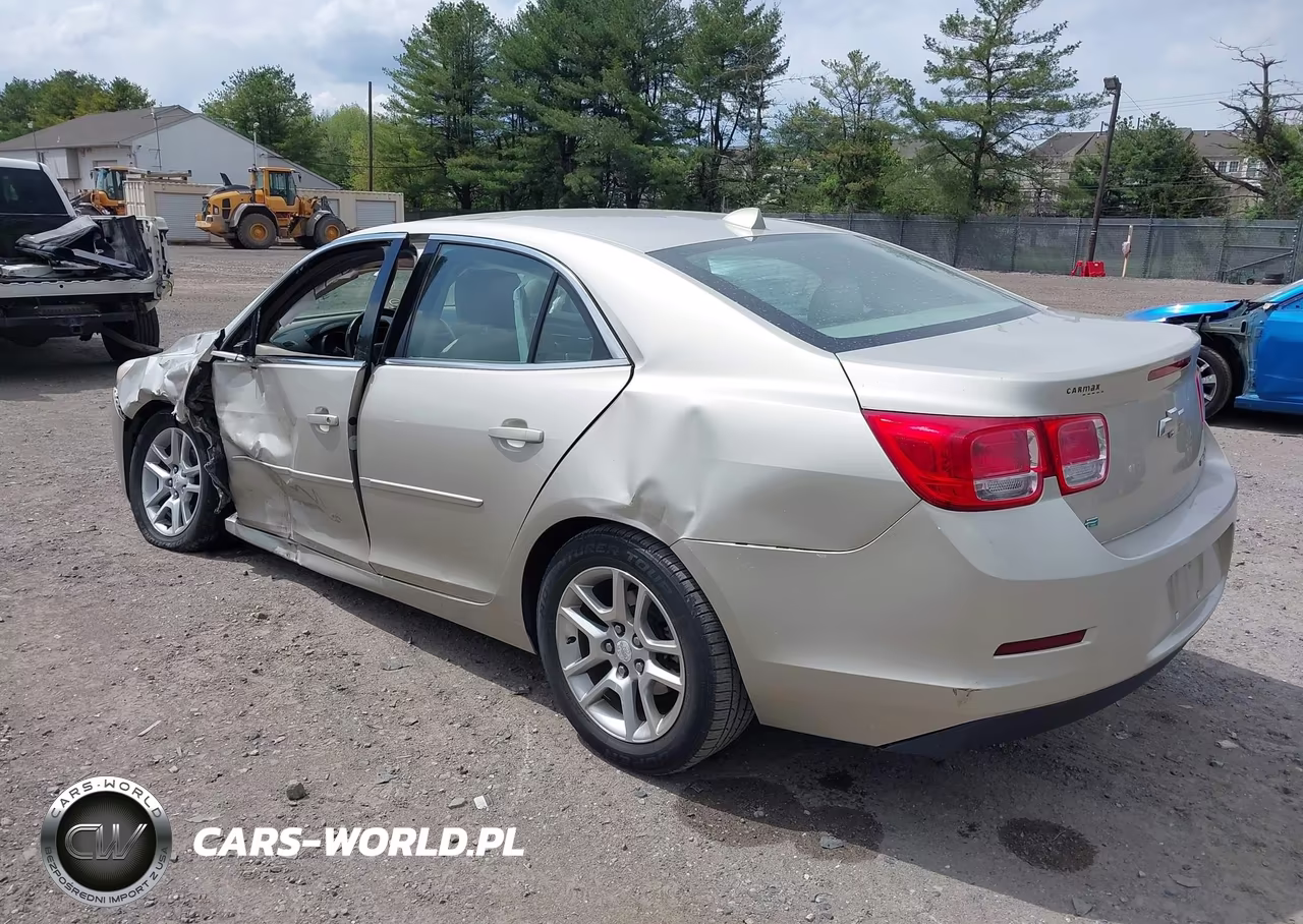 2014 Chevrolet Malibu 1Lt VIN:1G11C5SL1EF278886 - 3