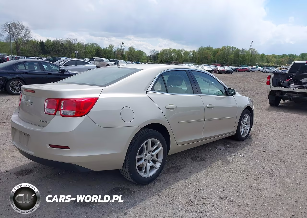2014 Chevrolet Malibu 1Lt VIN:1G11C5SL1EF278886 - 4