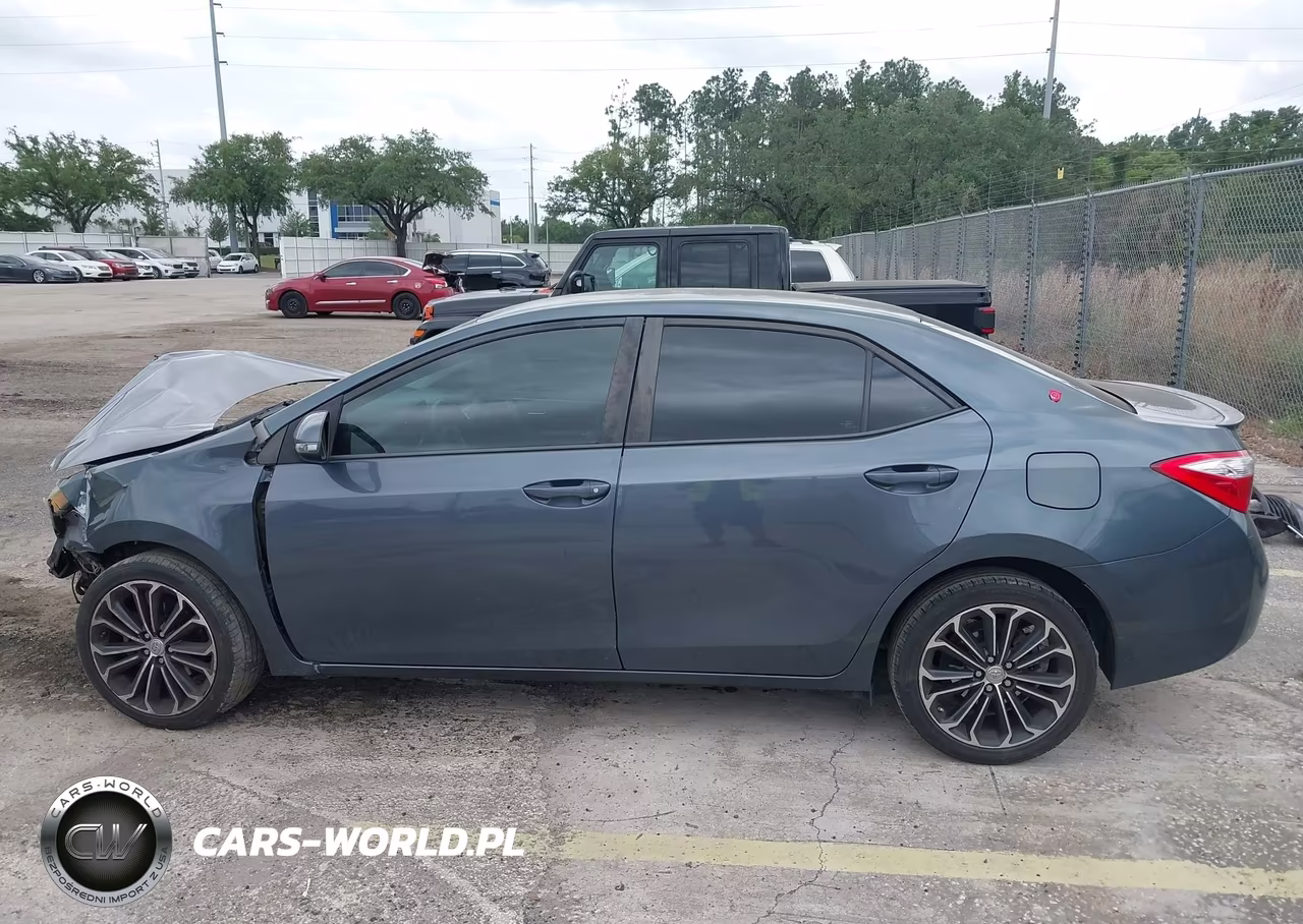2015 Toyota Corolla S Plus VIN:5YFBURHEXFP248868 - 15