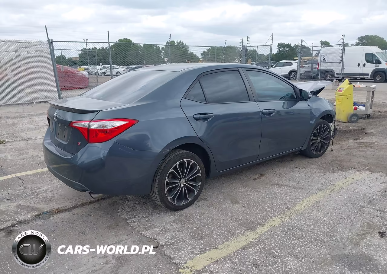 2015 Toyota Corolla S Plus VIN:5YFBURHEXFP248868 - 4