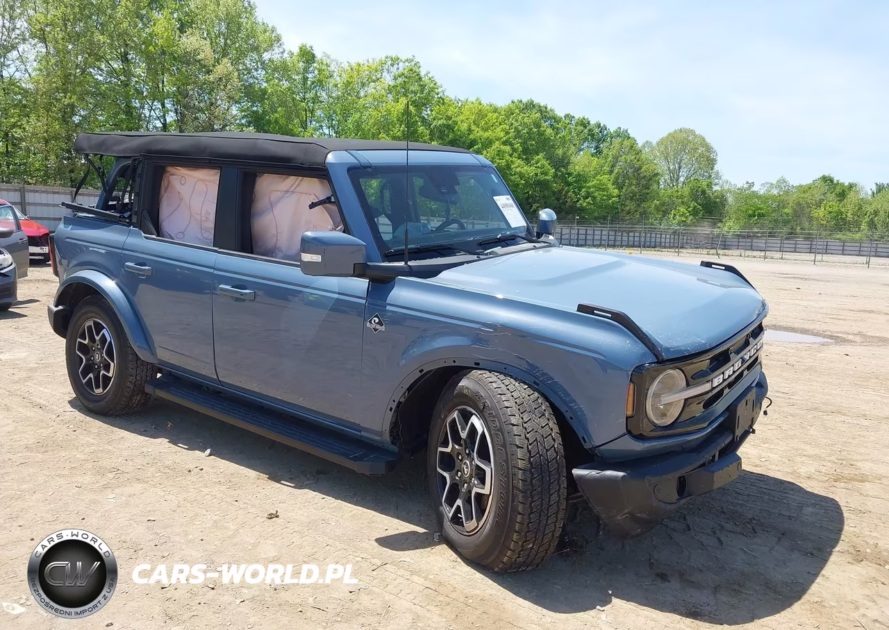 2024 Ford Bronco Outer Banks