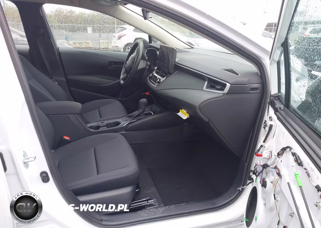 2026 Toyota Corolla Le VIN:5YFB4MDE4TP420994 - 5