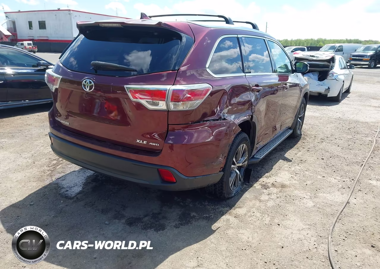 2016 Toyota Highlander Xle V6 VIN:5TDJKRFH7GS329057 - 4