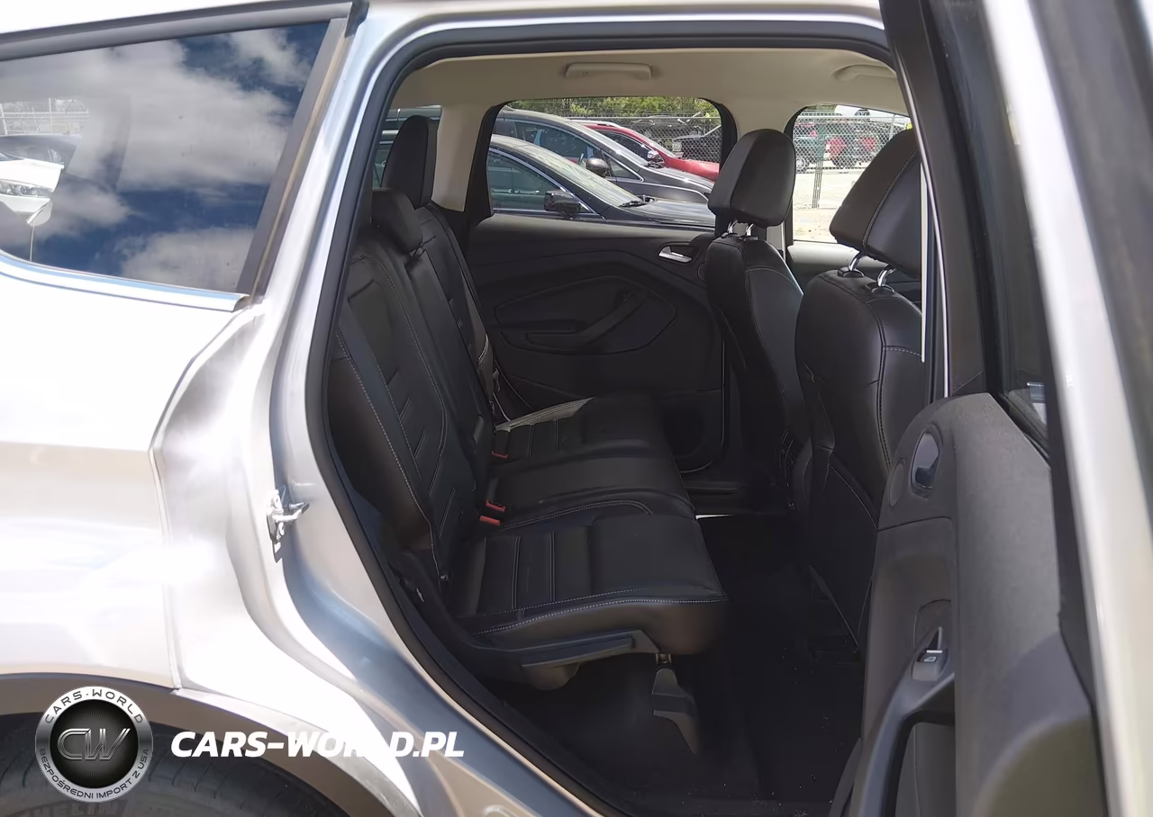2017 Ford Escape Se VIN:1FMCU9G93HUD37823 - 8