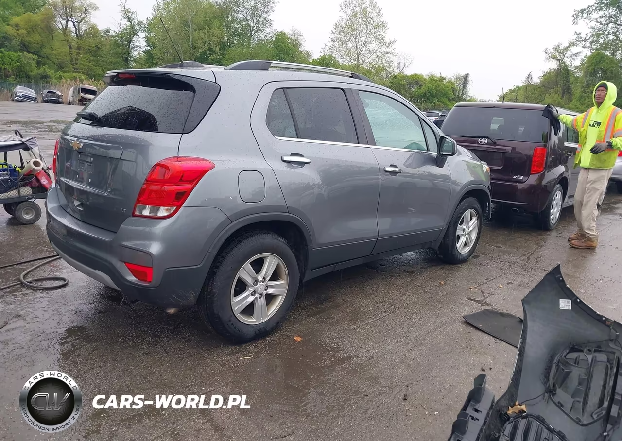 2020 Chevrolet Trax Fwd Lt VIN:3GNCJLSB6LL319590 - 4