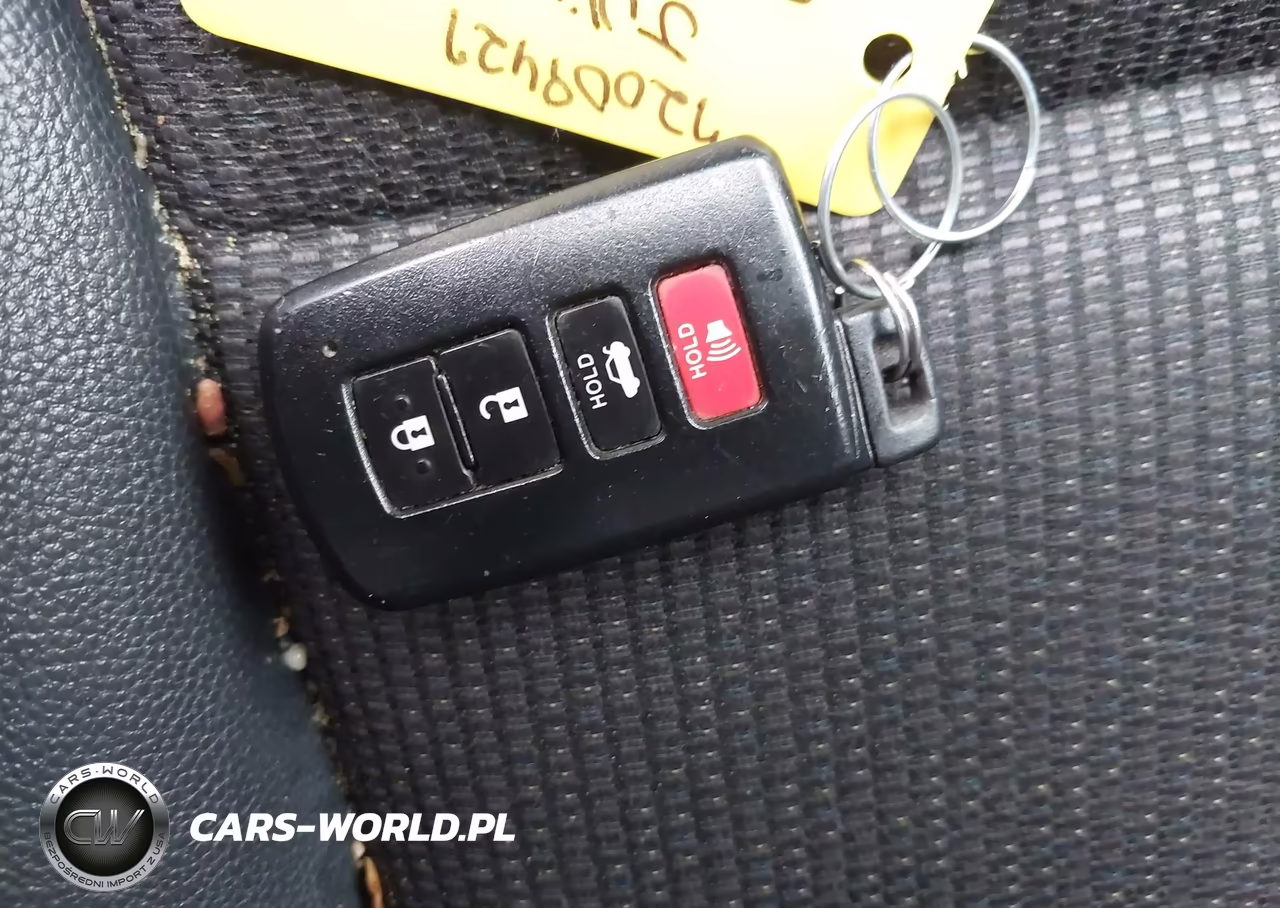 2015 Toyota Corolla S Plus VIN:5YFBURHE7FP181405 - 11