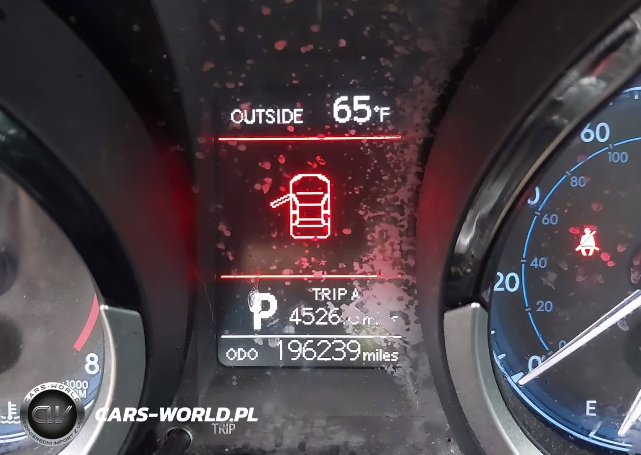 2015 Toyota Corolla S Plus VIN:5YFBURHE7FP181405 - 15