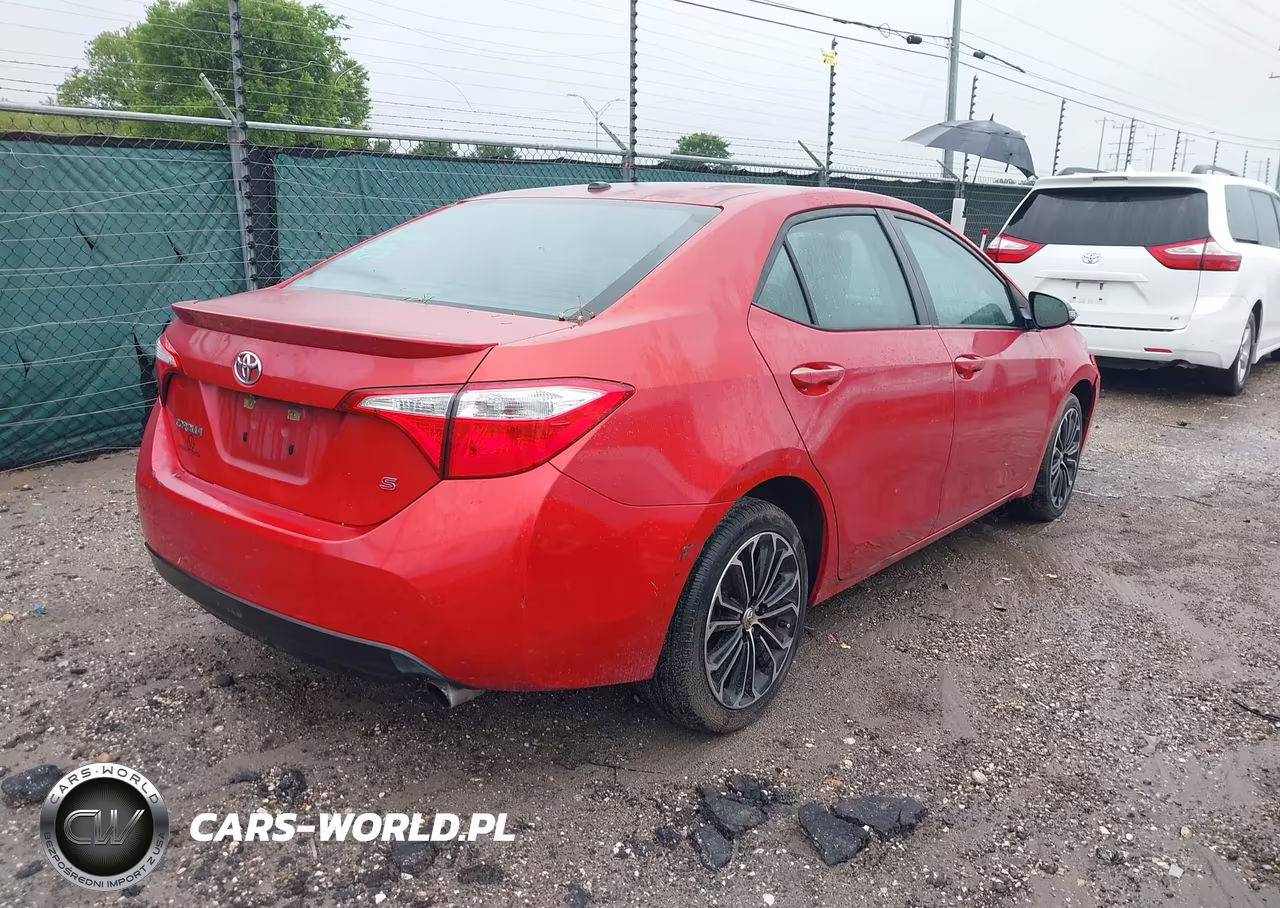 2015 Toyota Corolla S Plus VIN:5YFBURHE7FP181405 - 4