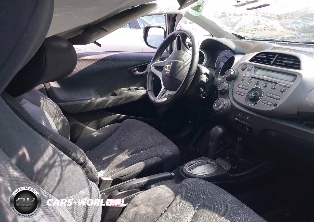 2010 Honda Fit Sport VIN:JHMGE8H41AC022576 - 5