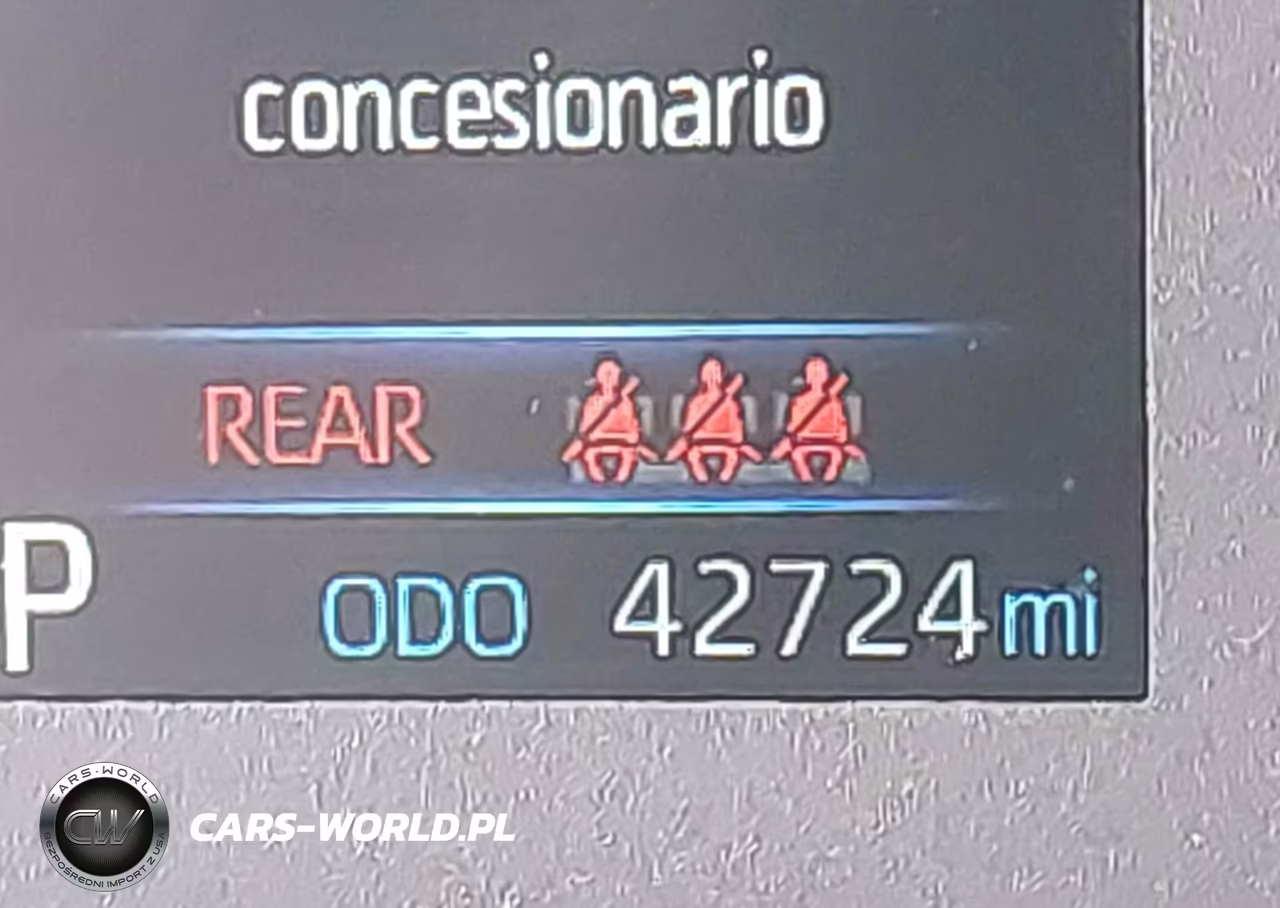 2025 Toyota Corolla Cross L VIN:7MUAAAAG4SV136530 - 15