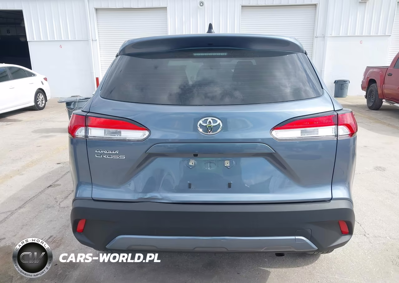 2025 Toyota Corolla Cross L VIN:7MUAAAAG4SV136530 - 16