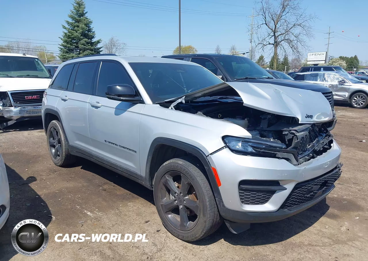 2023 Jeep Grand Cherokee Altitude 4X4 – zdjęcie 1 z 16