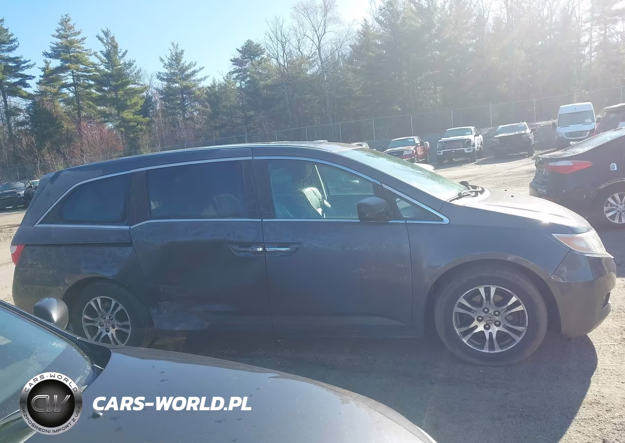 2013 Honda Odyssey Ex-L VIN:5FNRL5H68DB077744 - 13