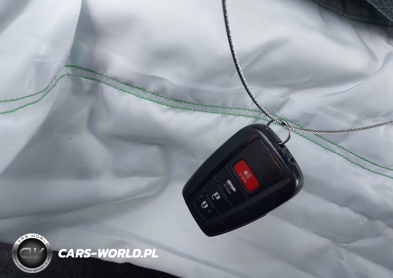 2018 Toyota Camry Hybrid Le VIN:4T1B31HK4JU500552 - 11