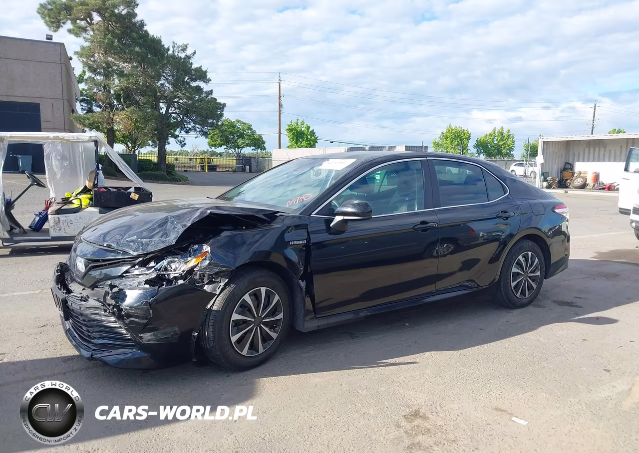 2018 Toyota Camry Hybrid Le VIN:4T1B31HK4JU500552 - 14